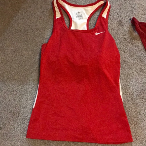 Nike Tanktop bundle - Picture 2 of 4
